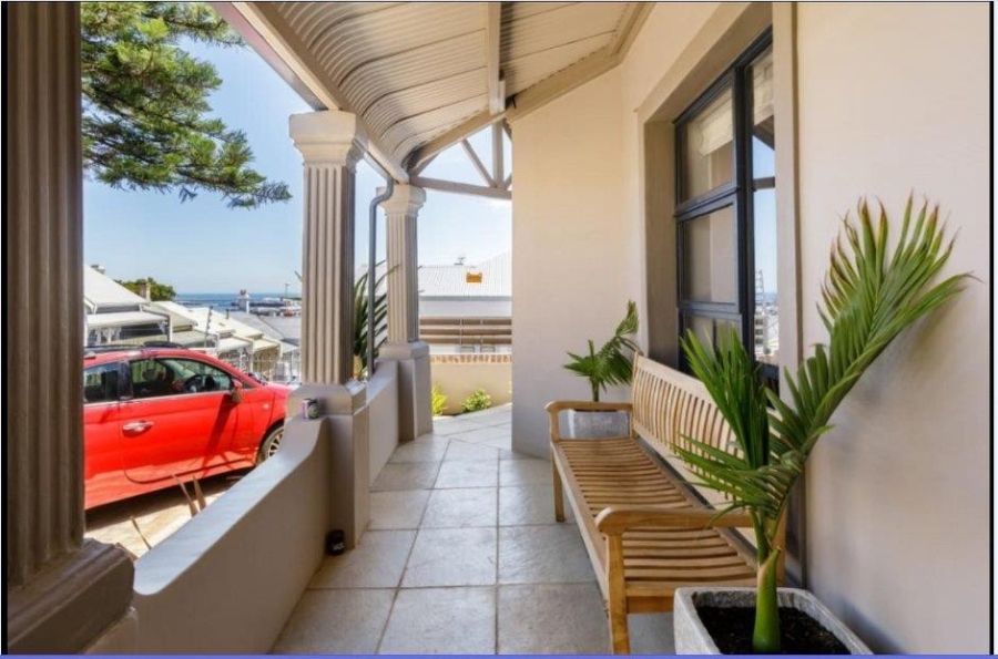 To Let 2 Bedroom Property for Rent in Walmer Estate Western Cape